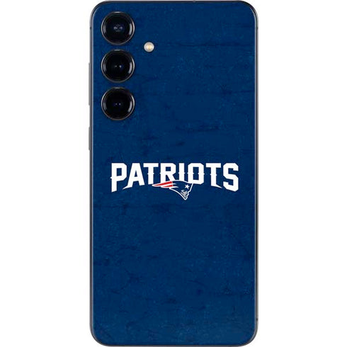 NFL New England Patriots Distressed Galaxy S25 Plus Skin