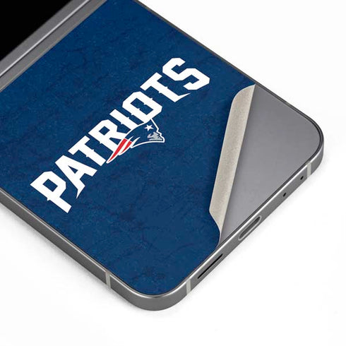 NFL New England Patriots Distressed Galaxy Z Flip6 Skin