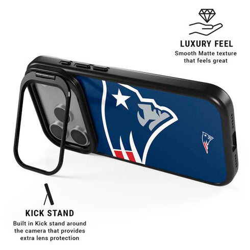 NFL New England Patriots Large Logo iPhone 17 Pro Kickstand Case
