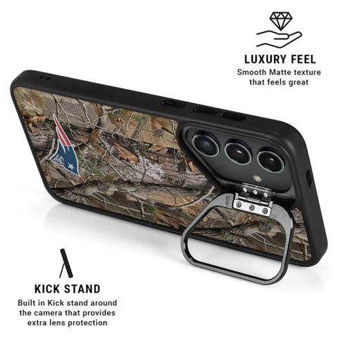 NFL New England Patriots Realtree AP Camo Galaxy S25 Ultra Kickstand Case