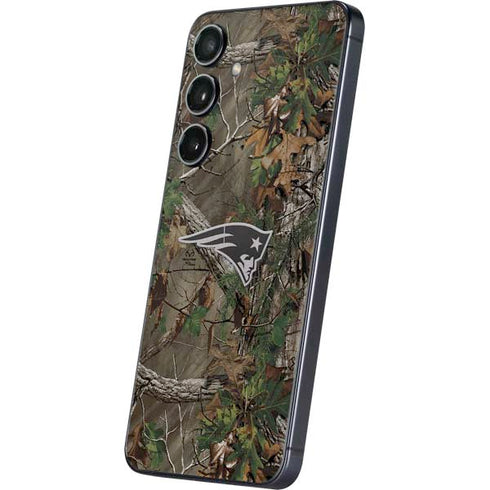 NFL New England Patriots Realtree Xtra Green Camo Galaxy S24 Plus Skin