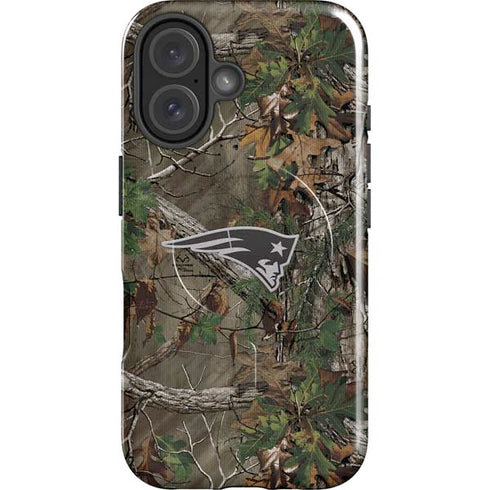NFL New England Patriots Realtree Xtra Green Camo iPhone 16 Magsafe Impact Case