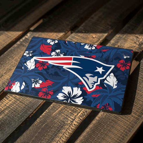 NFL New England Patriots Tropical Print Surface Pro 7 Skin