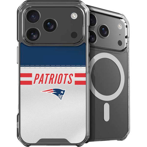 NFL New England Patriots White Striped iPhone 18 Pro MagSafe Case