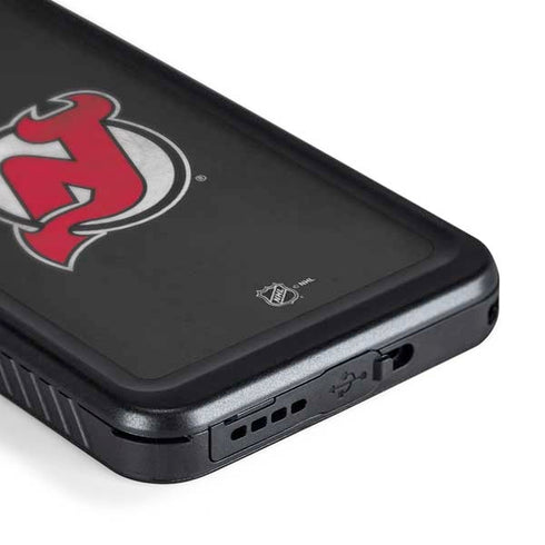 NHL New Jersey Devils Distressed Galaxy S24 Waterproof Case