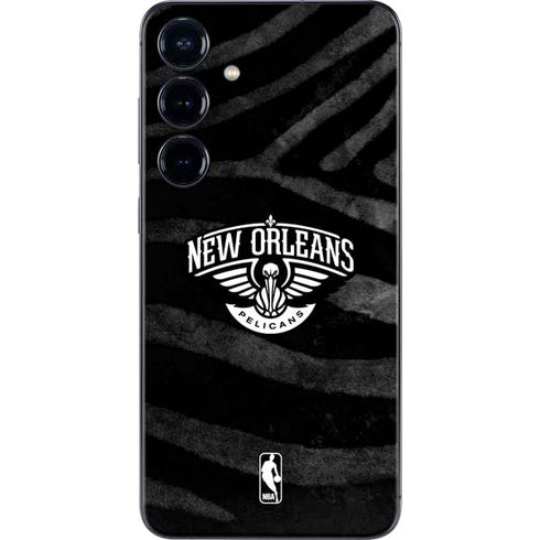 NBA New Orleans Pelicans Black Animal Print Galaxy S24 Skin