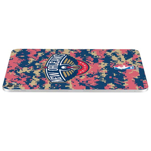 NBA New Orleans Pelicans Digi Camo iPad Pro 13in M4 (2024) Skin