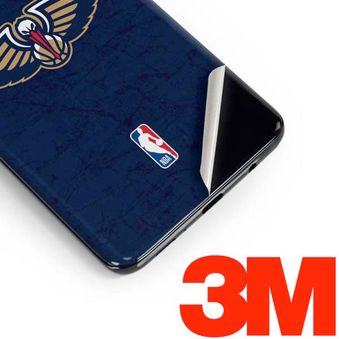 NBA New Orleans Pelicans Distressed Galaxy S10 Plus Skin