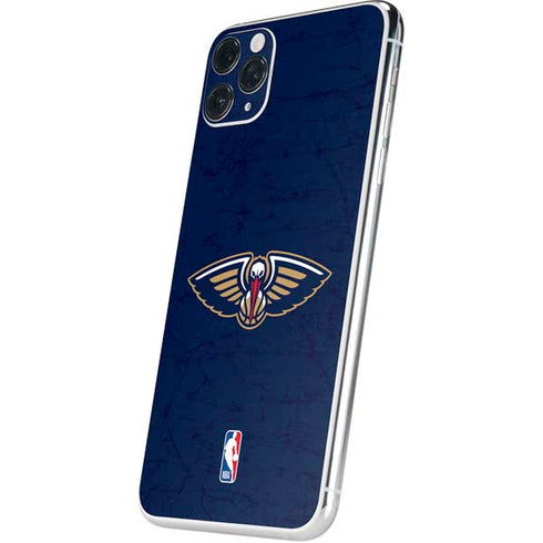 NBA New Orleans Pelicans Distressed iPhone 11 Pro Max Skin