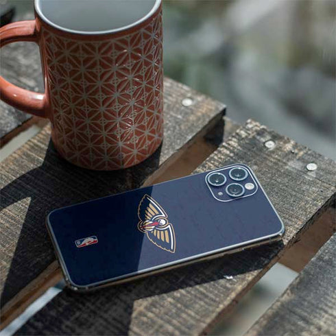NBA New Orleans Pelicans Distressed iPhone 11 Pro Skin