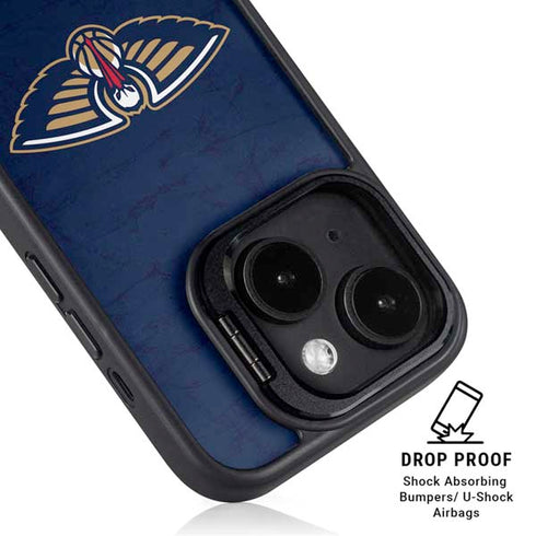NBA New Orleans Pelicans Distressed iPhone 14 Plus Kickstand Case