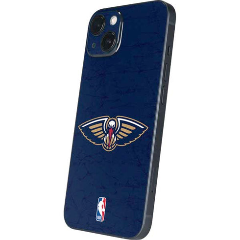 NBA New Orleans Pelicans Distressed iPhone 14 Plus Skin