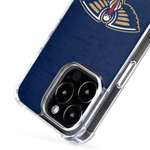 NBA New Orleans Pelicans Distressed iPhone 14 Pro Max MagSafe Case