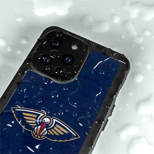 NBA New Orleans Pelicans Distressed iPhone 14 Pro Max Waterproof Case