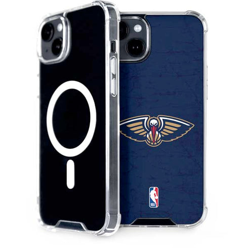 NBA New Orleans Pelicans Distressed iPhone 15 MagSafe Case