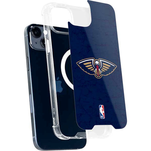 NBA New Orleans Pelicans Distressed iPhone 15 Plus MagSafe Case