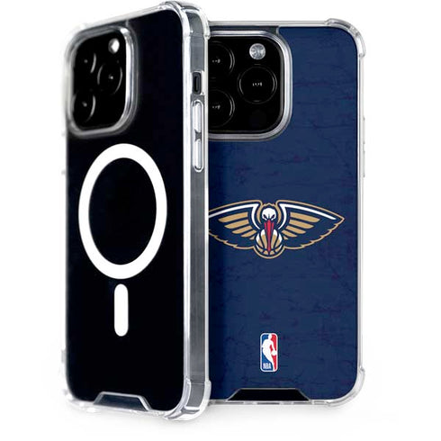 NBA New Orleans Pelicans Distressed iPhone 15 Pro MagSafe Case