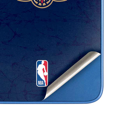 NBA New Orleans Pelicans Distressed Moto G Play 4G (2024) Skin