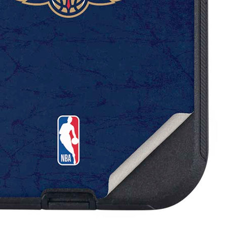 NBA New Orleans Pelicans Distressed Otterbox Defender iPhone Skin