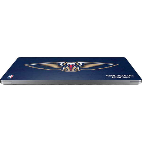 NBA New Orleans Pelicans Distressed Universal Laptop 16.6in (13.4 x 9.7in) Skin