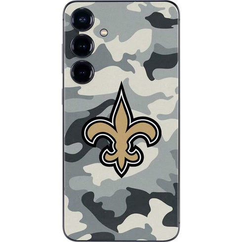 NFL New Orleans Saints Camo Galaxy S25 Skin