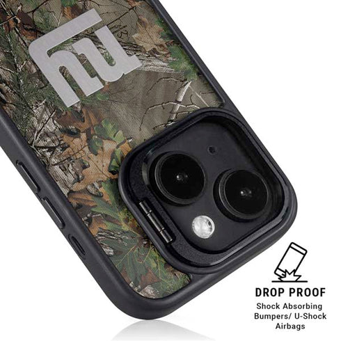 NFL New York Giants Realtree Xtra Green Camo iPhone 15 Kickstand Case