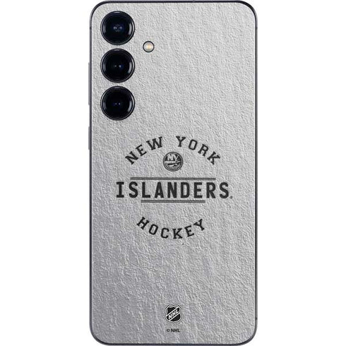 NHL New York Islanders Black Text Galaxy S25 Skin