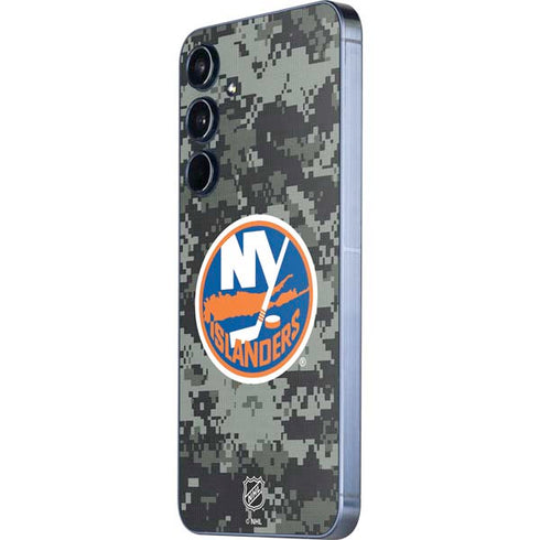 NHL New York Islanders Camo Galaxy A55 5G Skin