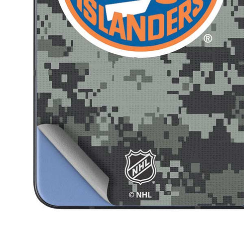 NHL New York Islanders Camo Galaxy Z Fold5 5G Skin
