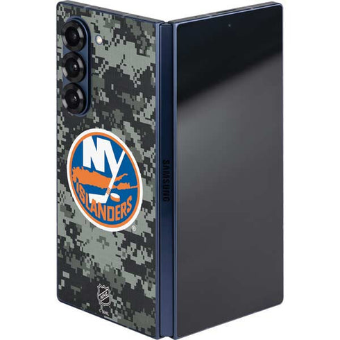 NHL New York Islanders Camo Galaxy Z Fold6 Skin