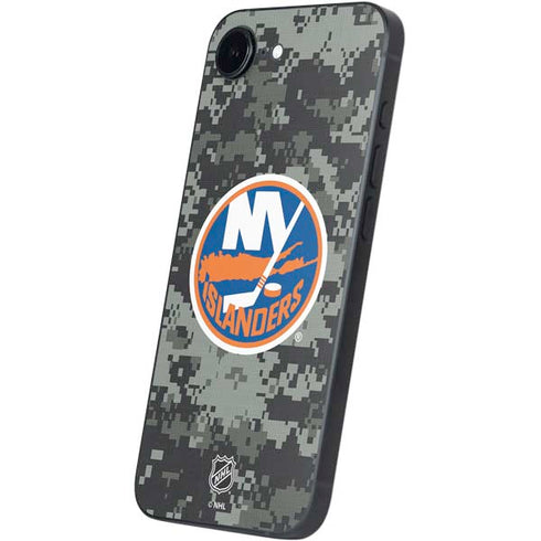 NHL New York Islanders Camo iPhone 16e Skin