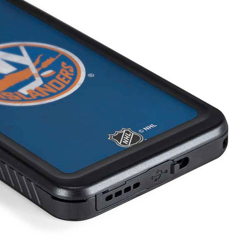 NHL New York Islanders Distressed Galaxy S24 Waterproof Case