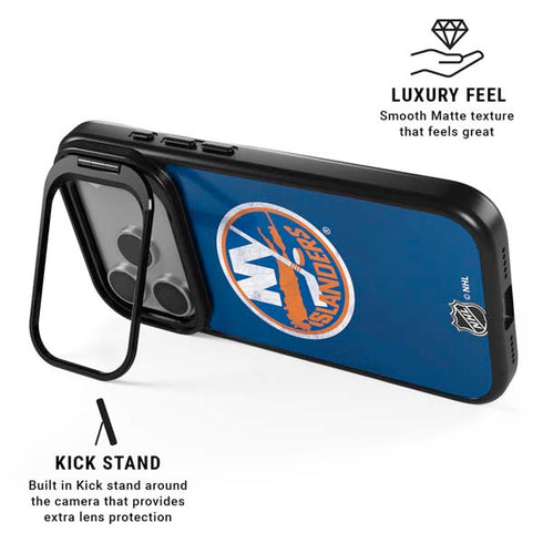 NHL New York Islanders Distressed iPhone 17 Pro Max Kickstand Case
