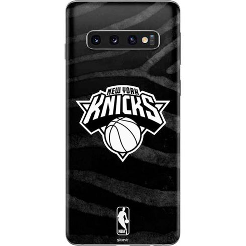 NBA New York Knicks Black Animal Print Galaxy S10 Skin
