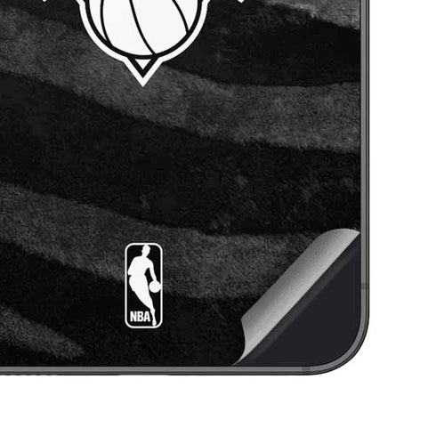 NBA New York Knicks Black Animal Print Galaxy S24 Plus Skin