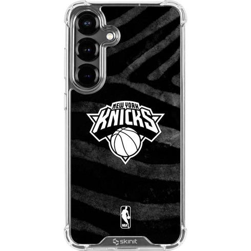 NBA New York Knicks Black Animal Print Galaxy S26 Plus Clear Case