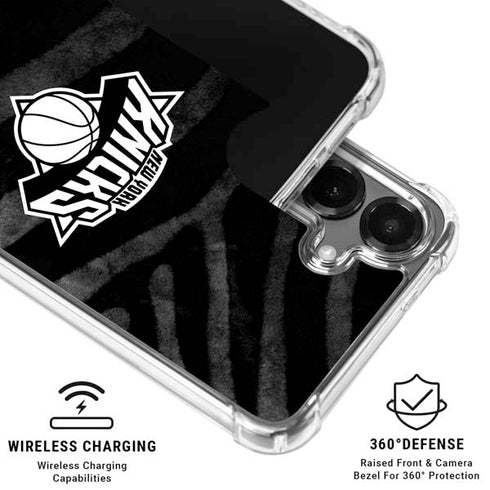 NBA New York Knicks Black Animal Print Galaxy S26 Plus Clear Case