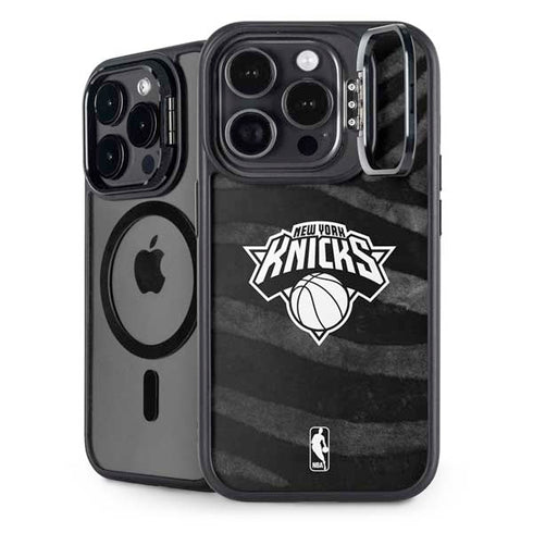 NBA New York Knicks Black Animal Print iPhone 15 Pro Max Kickstand Case