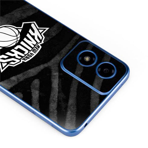 NBA New York Knicks Black Animal Print Moto G Play 4G (2024) Skin
