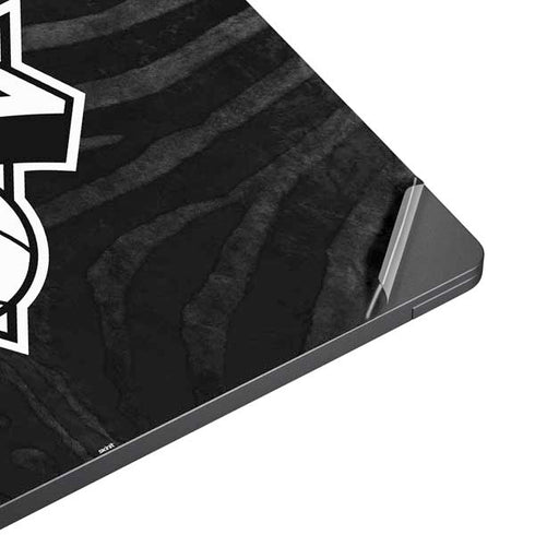 NBA New York Knicks Black Animal Print Surface Laptop 7 15in Skin