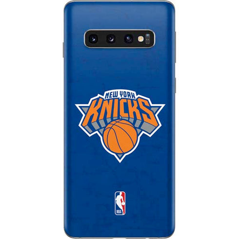NBA New York Knicks Distressed Galaxy S10 Skin