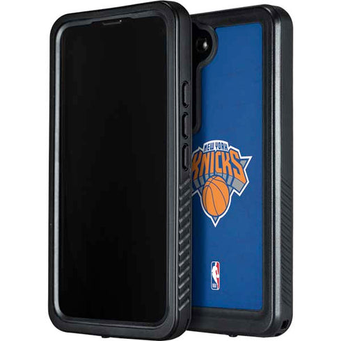 NBA New York Knicks Distressed Galaxy S23 Plus Waterproof Case