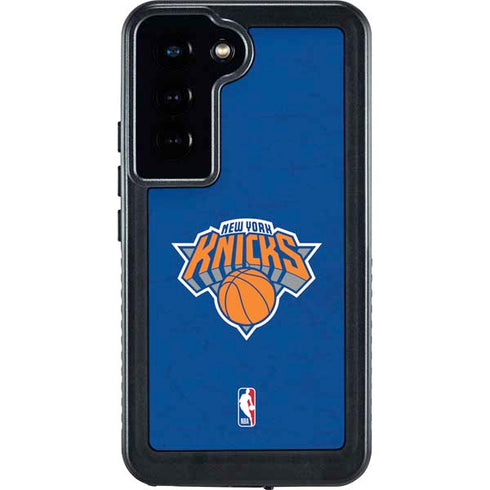 NBA New York Knicks Distressed Galaxy S23 Waterproof Case