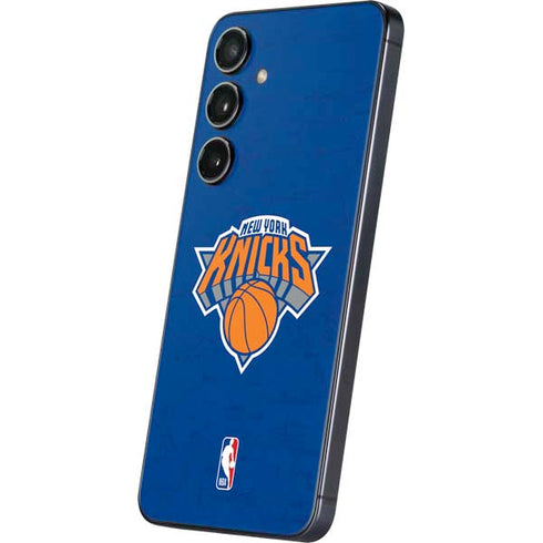 NBA New York Knicks Distressed Galaxy S24 Skin