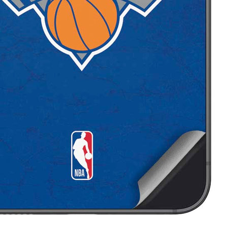 NBA New York Knicks Distressed Galaxy S24 Skin