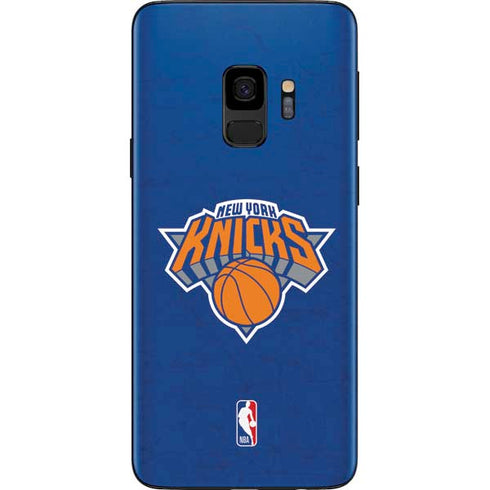 NBA New York Knicks Distressed Galaxy S9 Skin