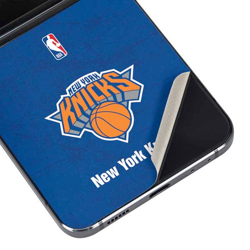 NBA New York Knicks Distressed Galaxy Z Flip5 5G Skin