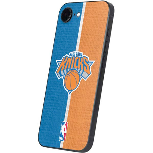 NBA New York Knicks Canvas iPhone 16e Skin