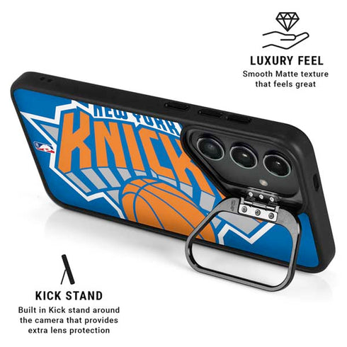 NBA New York Knicks Large Logo Galaxy S25 Plus Kickstand Case