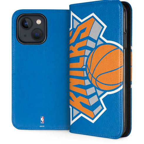 NBA New York Knicks Large Logo iPhone 15 Folio Case